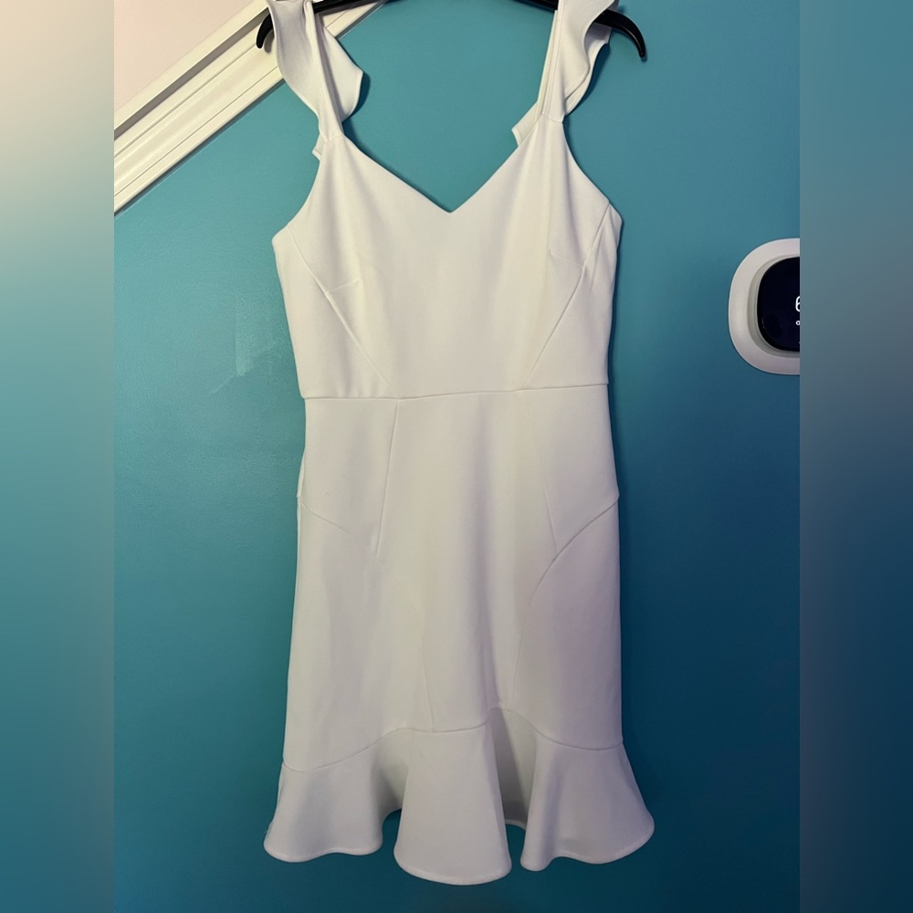 🖤SOLD🖤Vera Wang white mini dress sz M